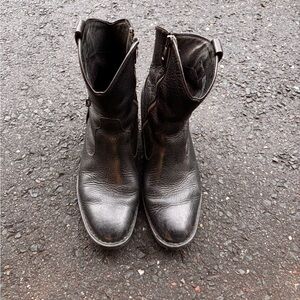 Leather booties/boots